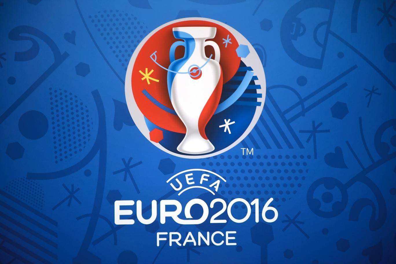 Oficiālais 2016. gada Eiropas čempionāta logo.