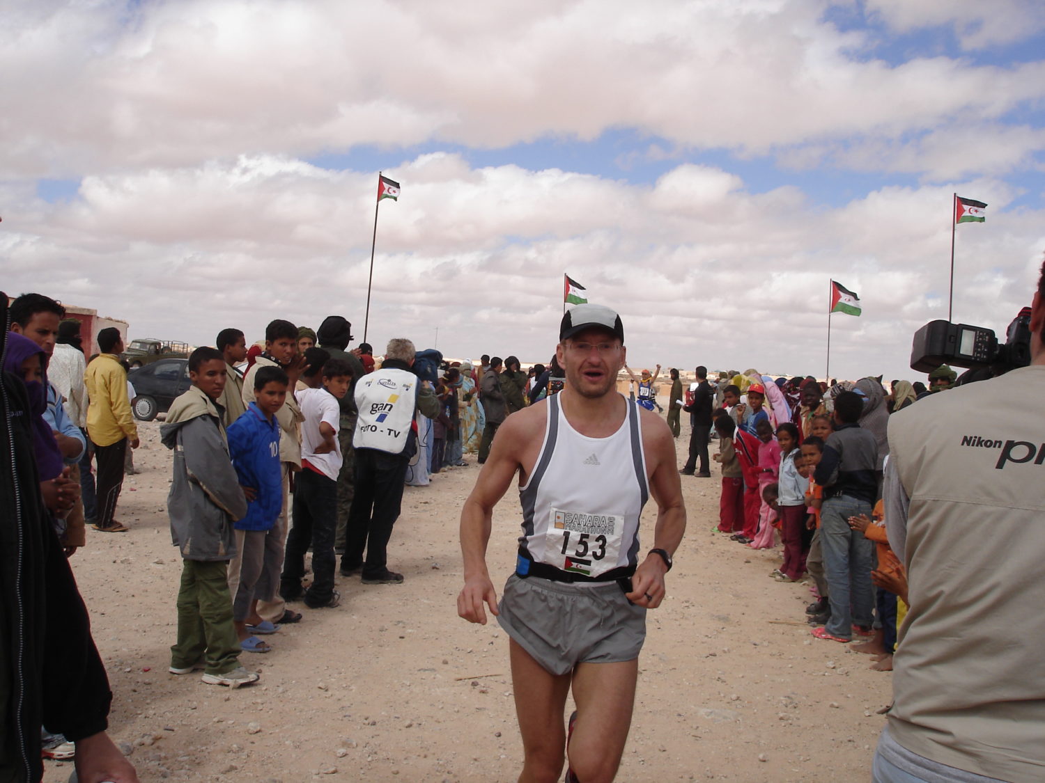 Visemocionālākais maratons Rietumsahāras bēgļu nometnēs, finiša taisnē. Personīgais arhīvs.